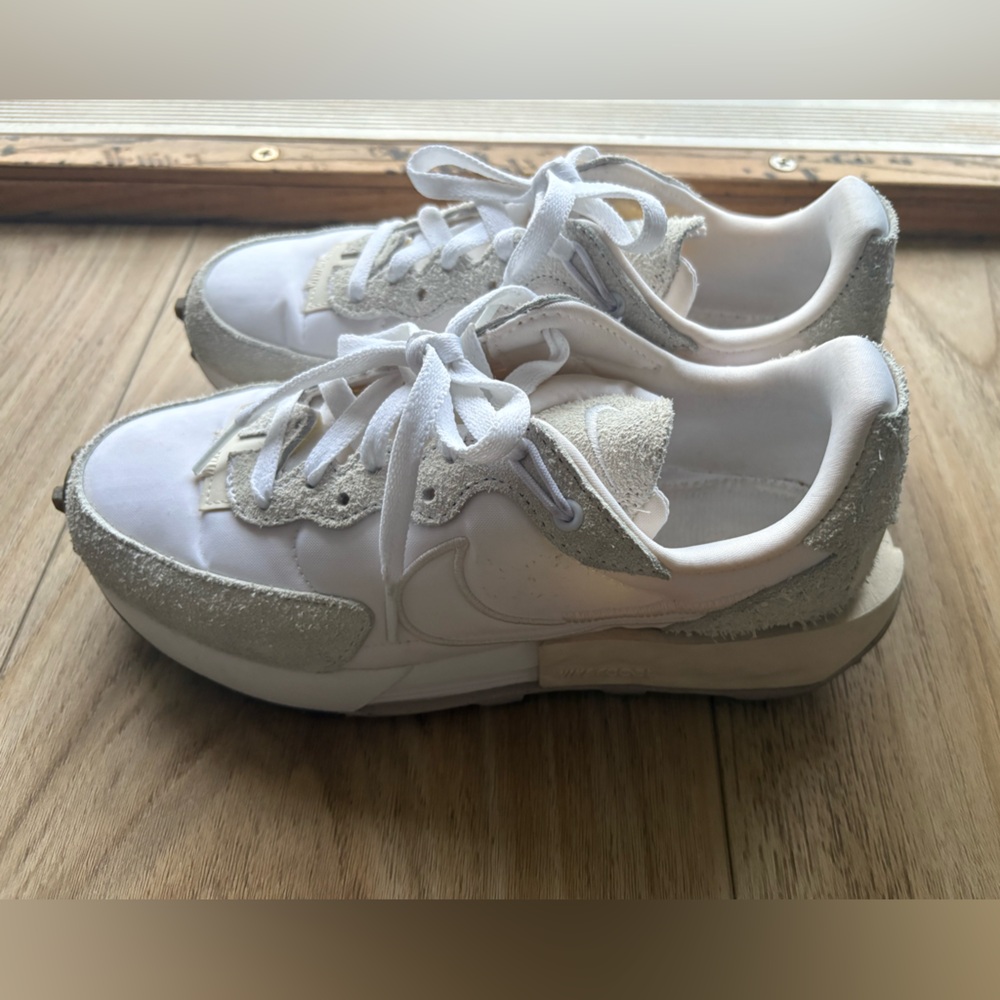 Nike - Women’s Fontanka Waffle Sneakers - Size 6.5 - White - Worn 2 times - Picture 8 of 10